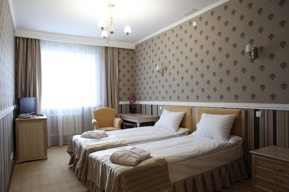 Hotel O Azamat Astaná Exterior foto